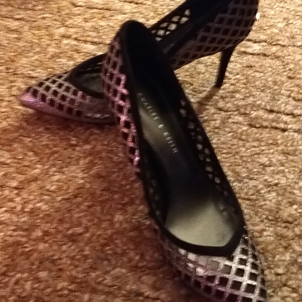 Shoes - Picture 2 of 3